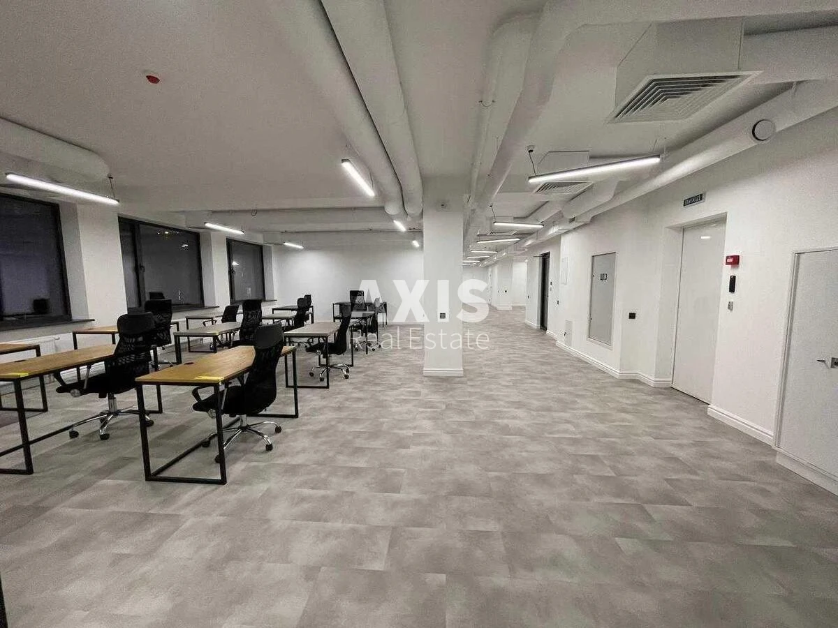 Office vul. Saksagans'kogo 53/80, 197m2534400