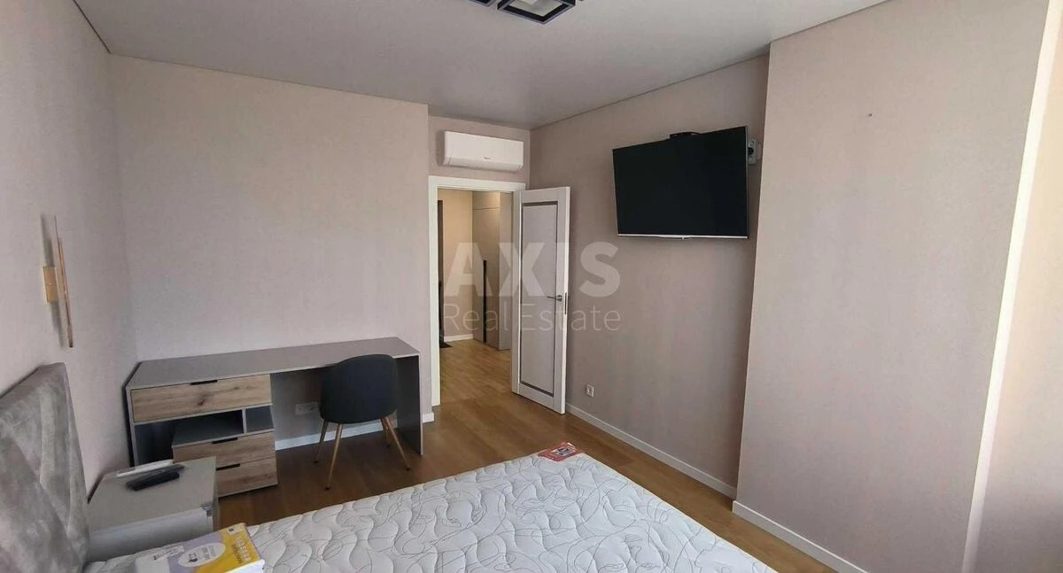 1к квартира ул. Александра Олеся 9А710964
