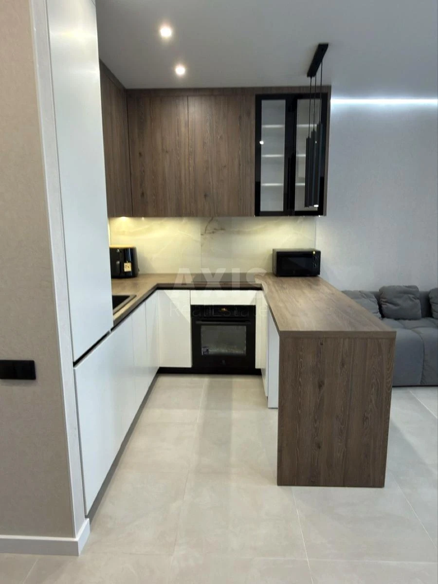 1k apartment vul. Naberezhna 25682070