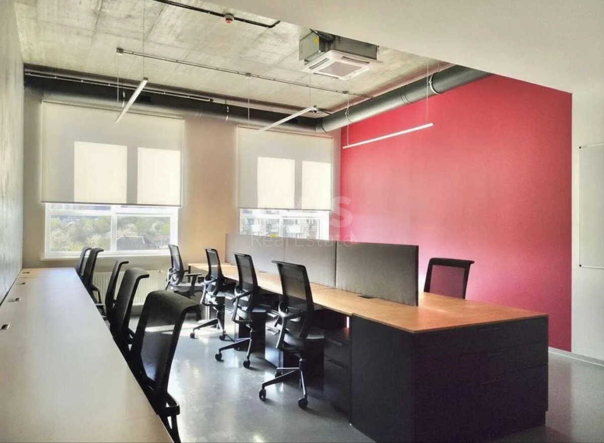 Office vul. Nyzhn'okljuchova 14В, 467m269712