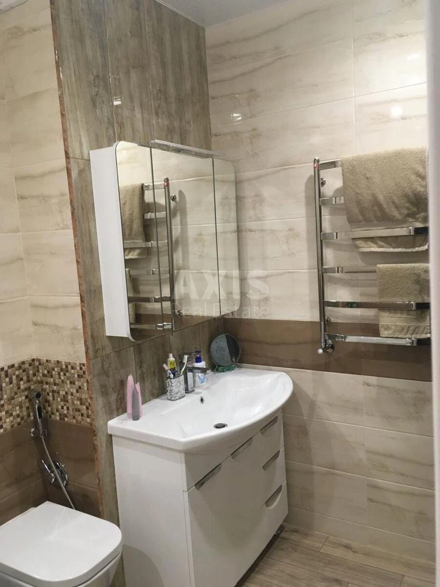 3k apartment vul. Nyzhn'okljuchova 146976512