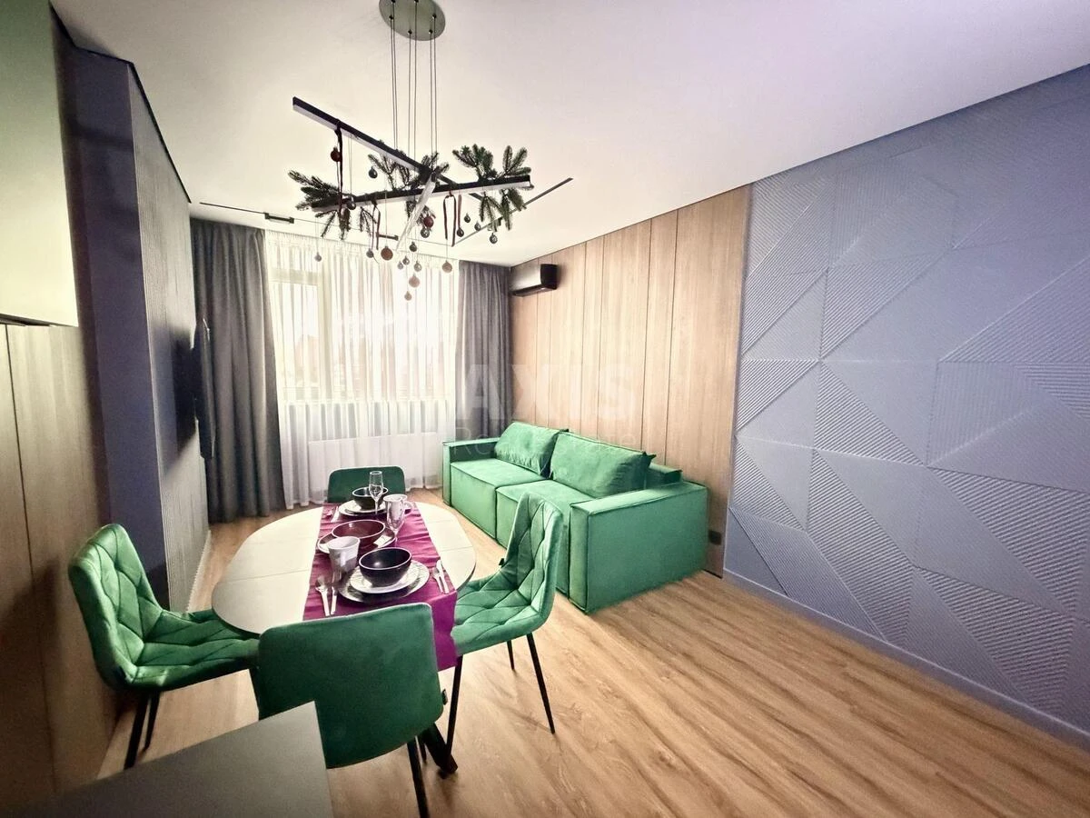 2k apartment pr-t Berestejskij 11636845