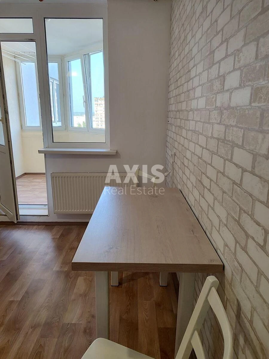 2k apartment pr-t Chervonoyi Kalyny 68601762