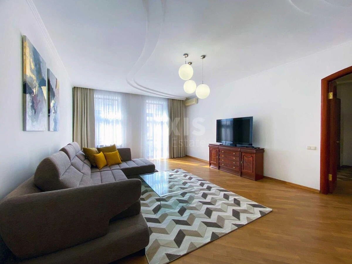 4k apartment vul. Hmel'nyc'kogo Bogdana 82668792