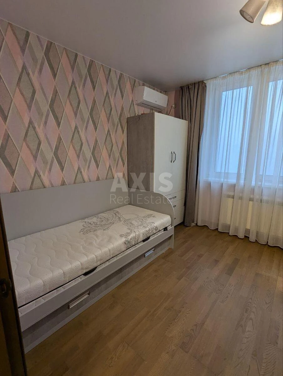 3к квартира ул. Ахматовой Анны 30653183