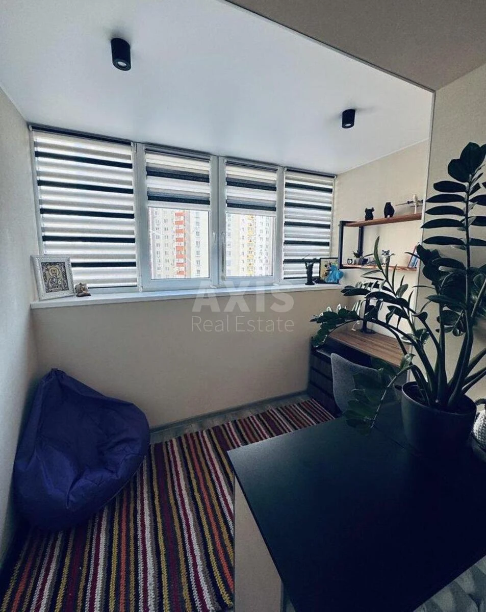 2k apartment vul. Urlivs'ka 196864113