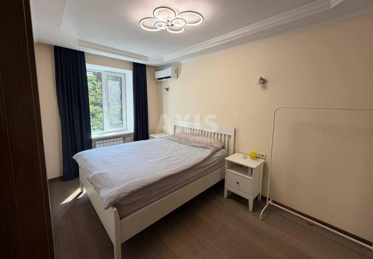 2к квартира ул. Дорогожицкая 15Б701086