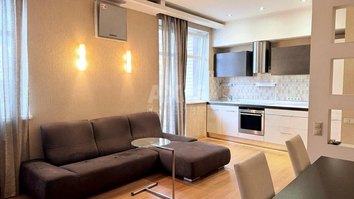 1к квартира ул. Евгения Коновальца 32Б70149