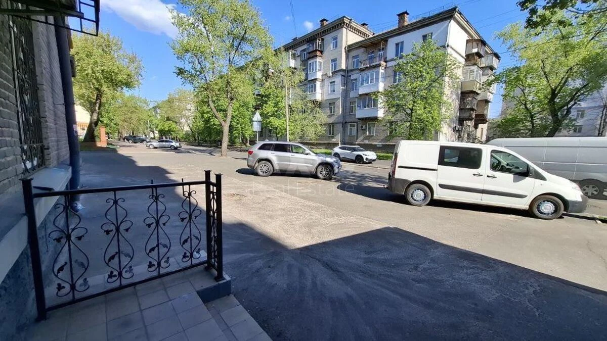 Офис ул. Строителей 34/1, 78м2689437