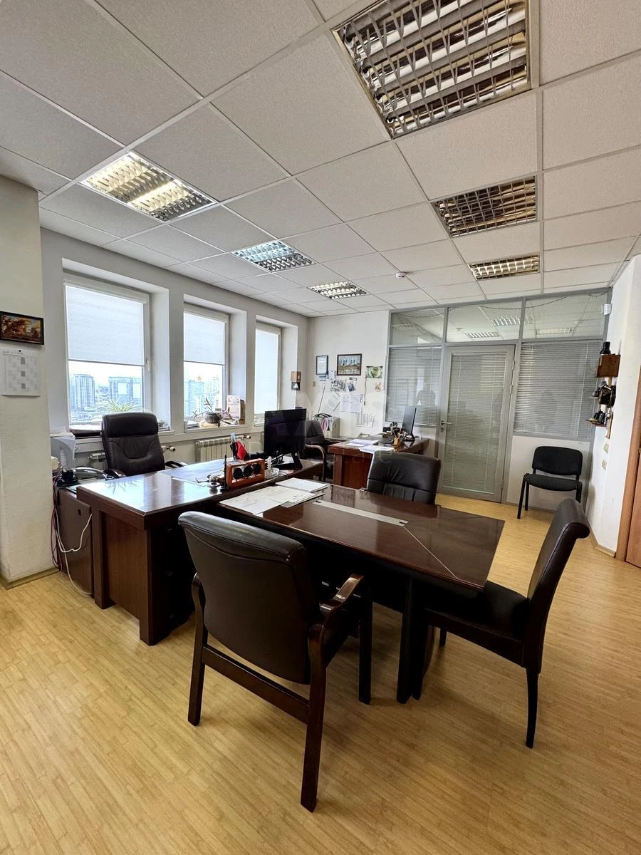 Офис пр-т Бажана Николая 12, 54м2705244