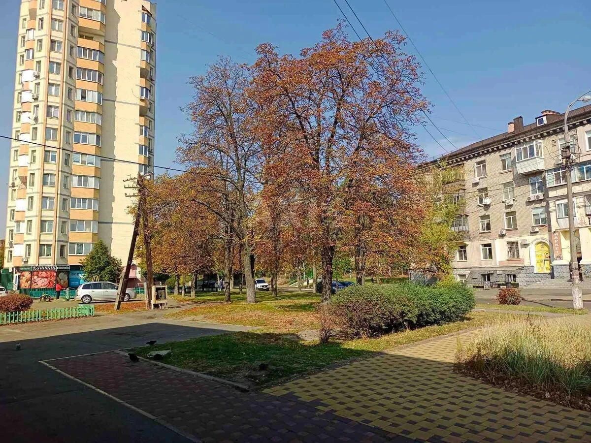 Объект торговли ул. Алматинская 37Б, 100м271045