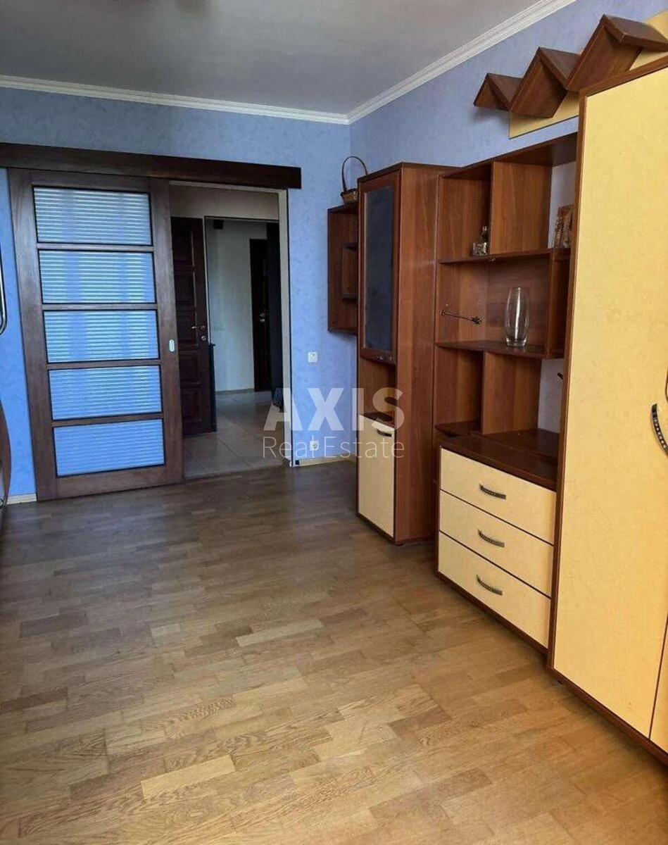 4к квартира ул. Каштановая 10691238