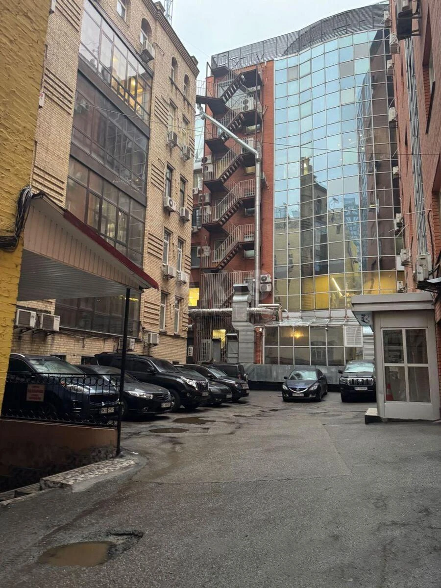 Office vul. Zhyljans'ka 5Б, 250m2643640