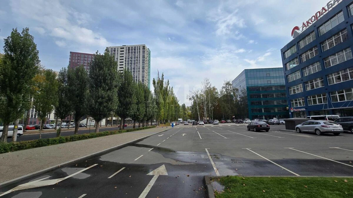 Объект сервиса ул. Виктора Некрасова 1/3, 360м2661941