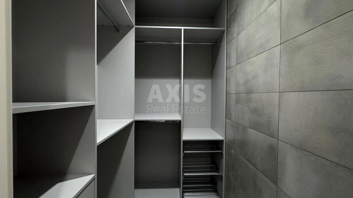 3k apartment vul. Antonovycha 118/9684635