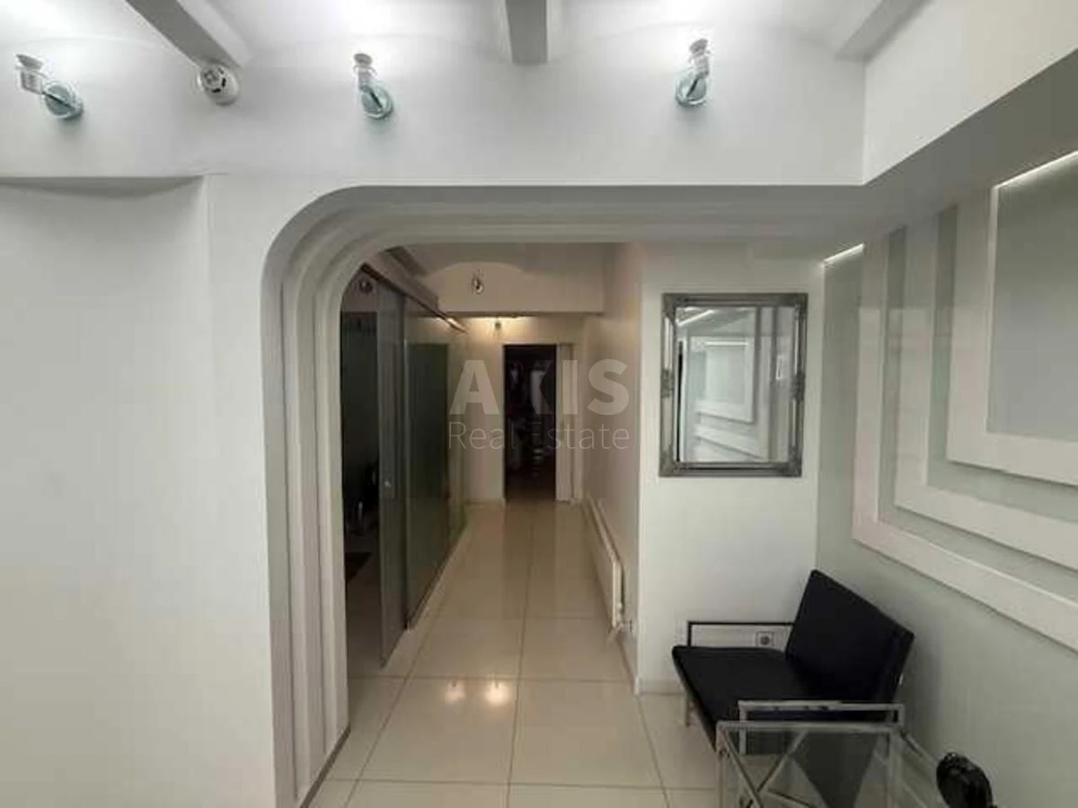 Trade object vul. Hreshhatyk 8, 90m2681622
