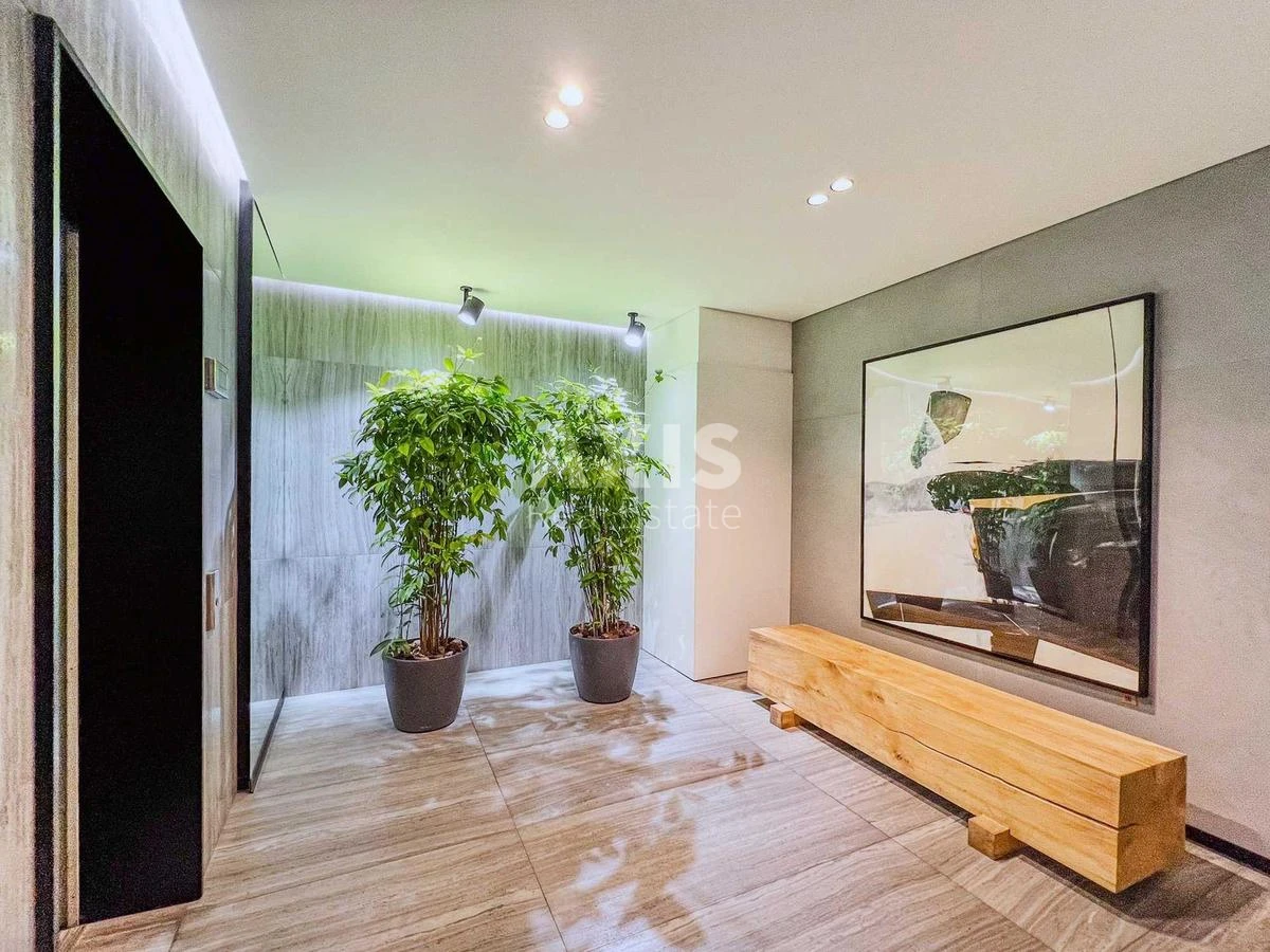 4k apartment vul. Nazarivs'ka 23390888