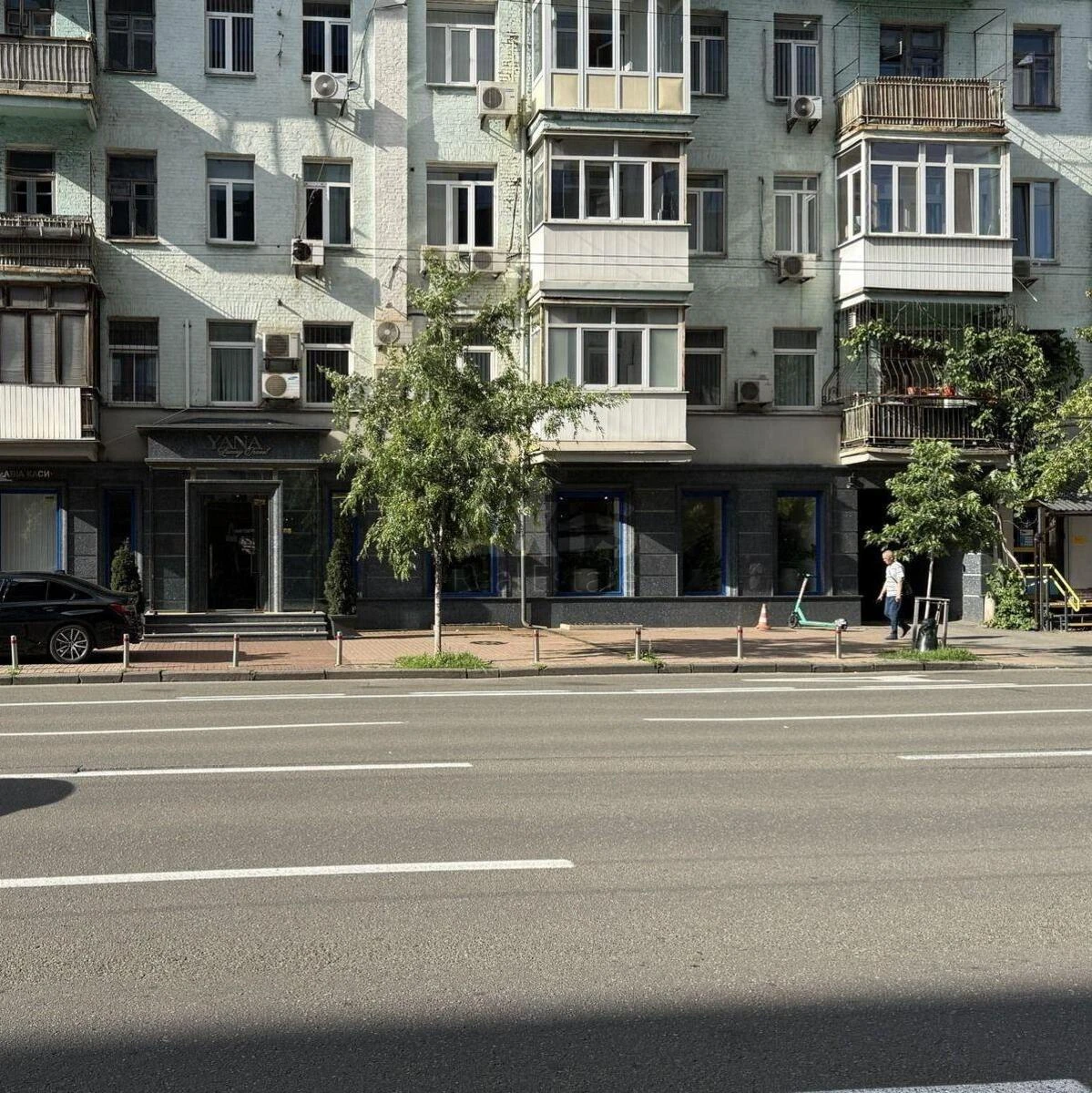 Объект торговли ул. Саксаганского 42/80, 338м258939