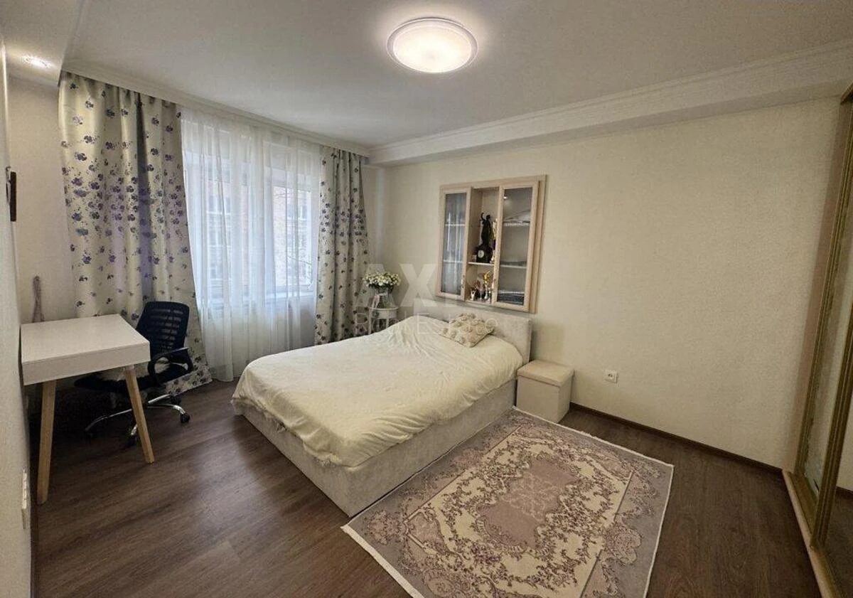 2к квартира ул. Златопольская 4670521