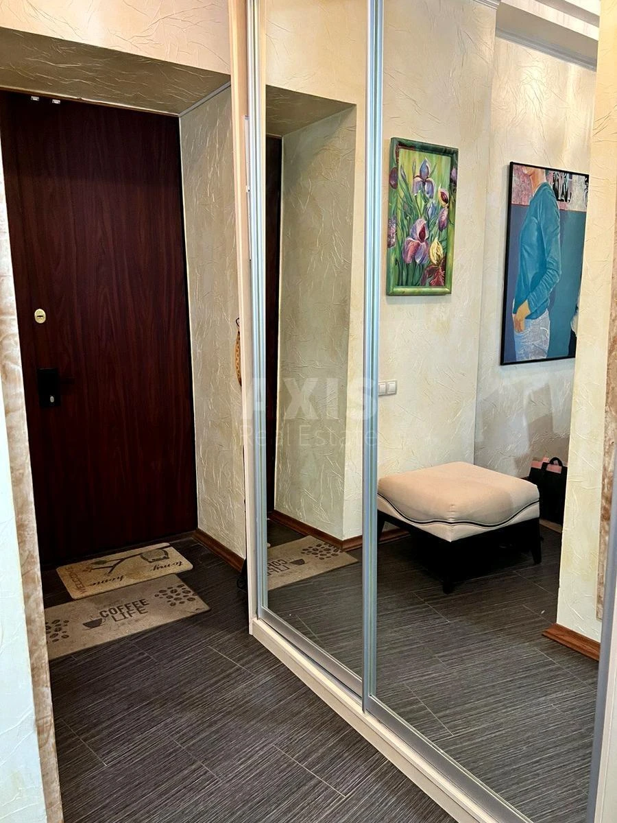 4k apartment vul. Hreshhatyk 256548416