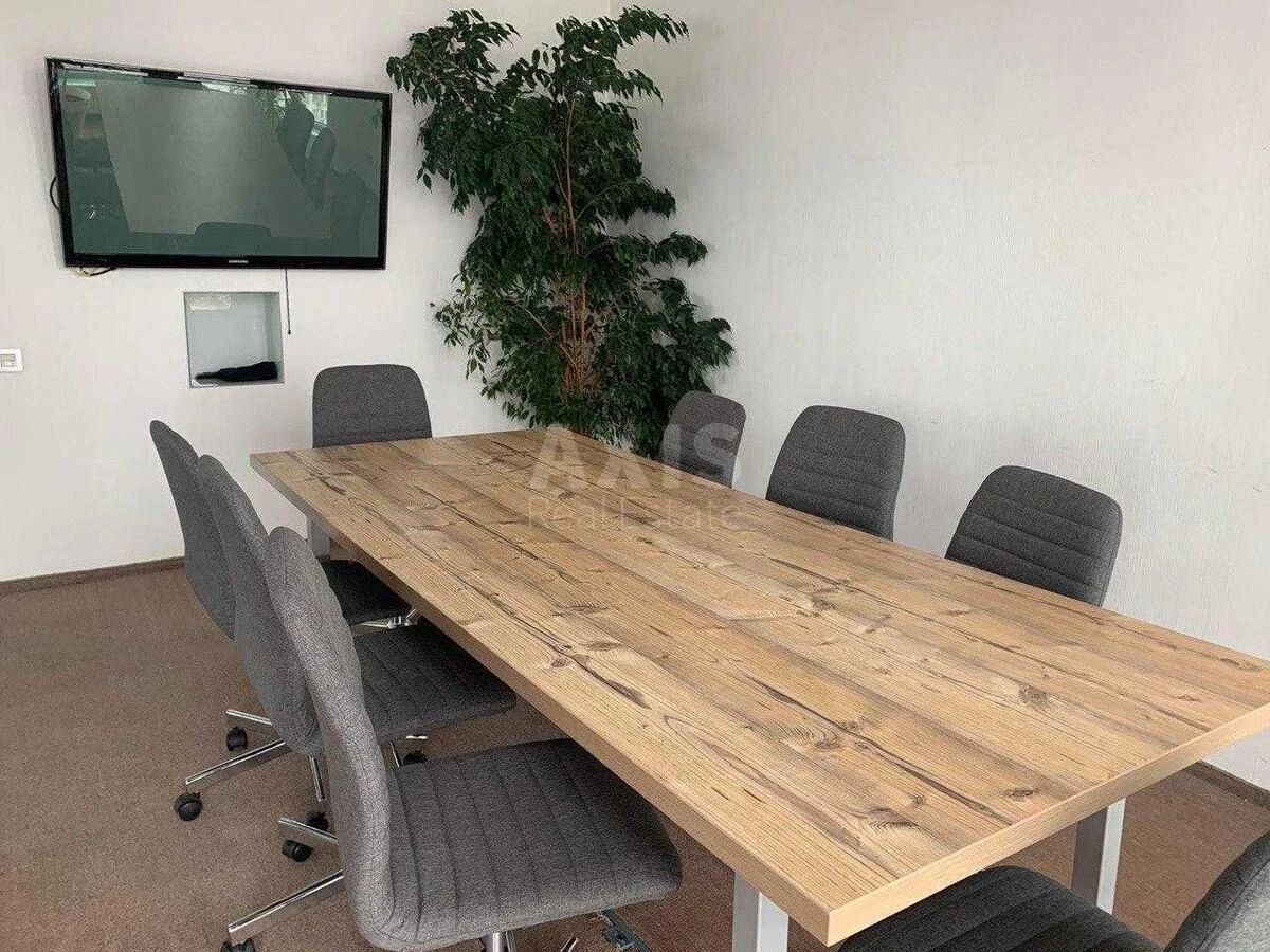 Office vul. Chavdar Jelyzavety 7, 175m2675749