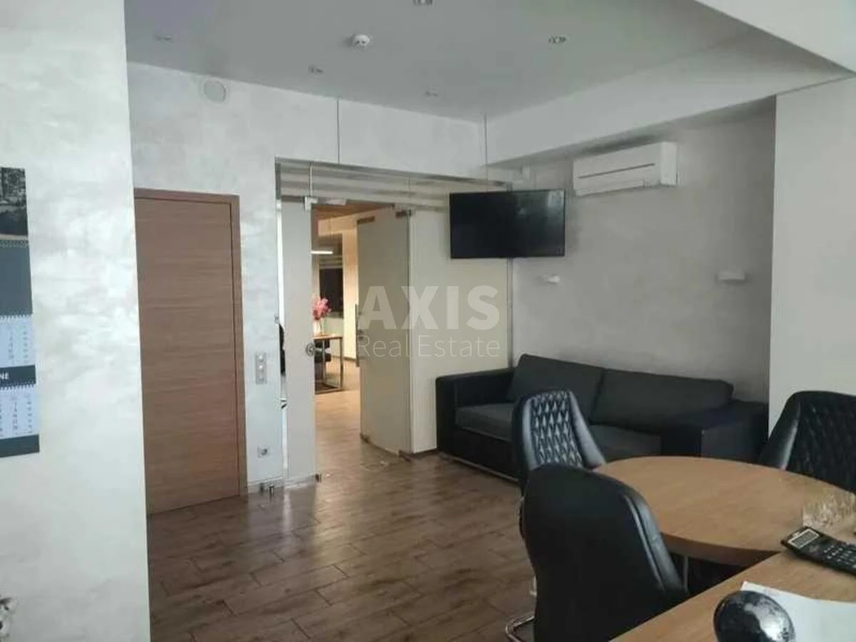 Office vul. Mehanizatoriv 2А, 172m2657030