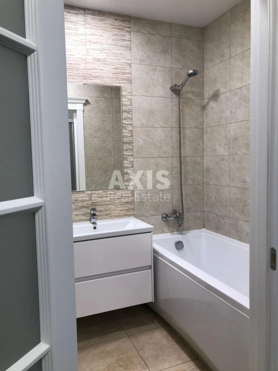 3k apartment vul. Myhajla Maksymovycha Двадцять чотири вольти412018