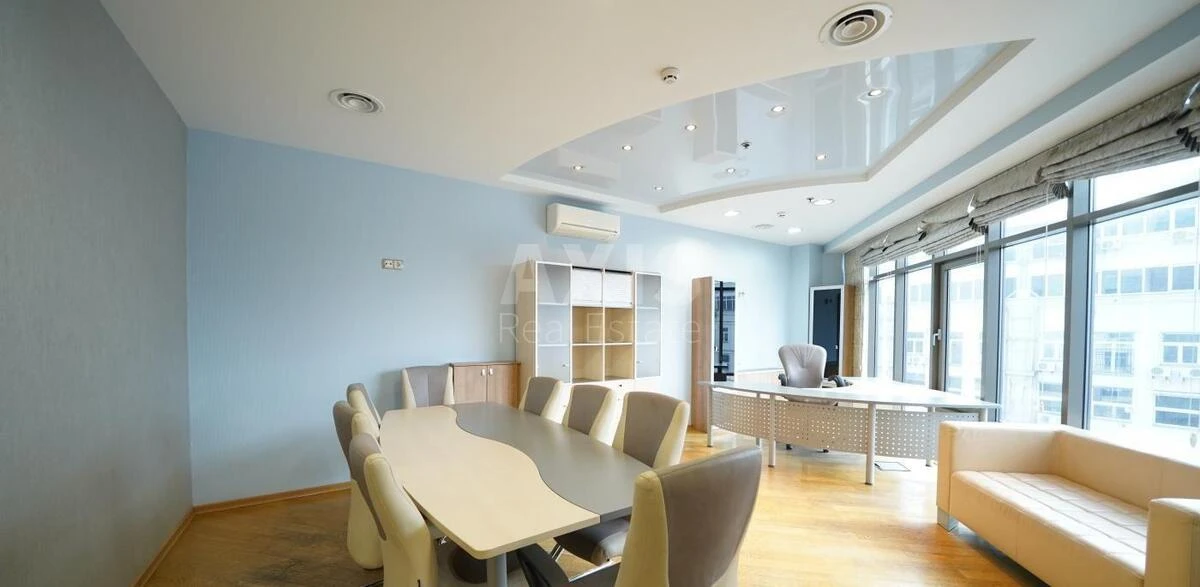 Office vul. Velyka Vasyl'kivs'ka 72, 183m2673292