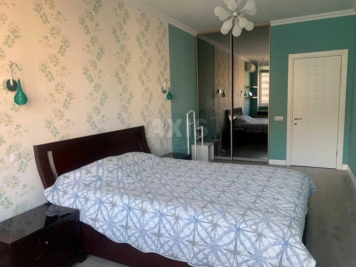 3к квартира ул. Ахматовой Анны 30642407