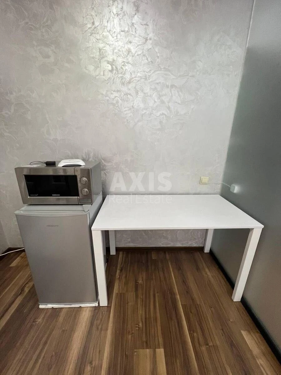 Офис ул. Евгения Коновальца 36Д, 60м27103610