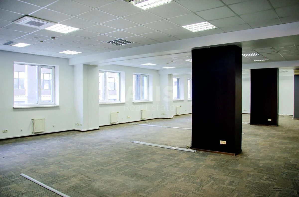 Офис ул. Пимоненко Николая 13, 348м2