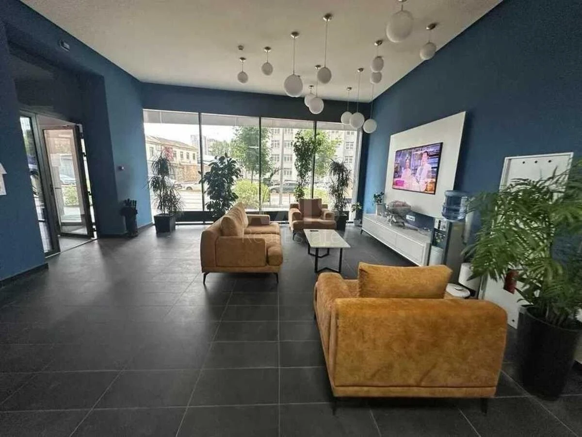 3k apartment nab. Dniprovs'ka 156115810