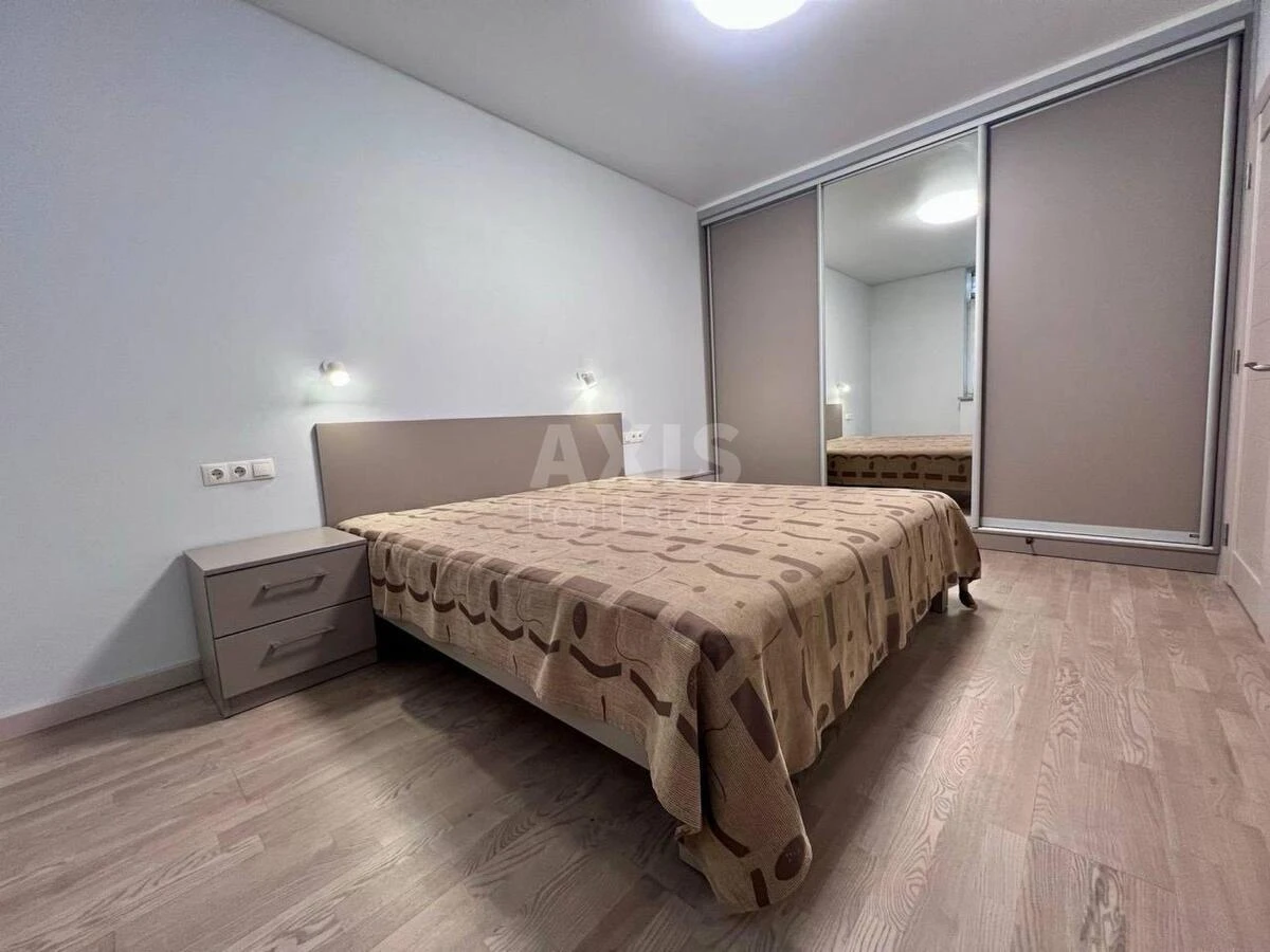 1k apartment vul. Rodyny Kristeriv 20676271