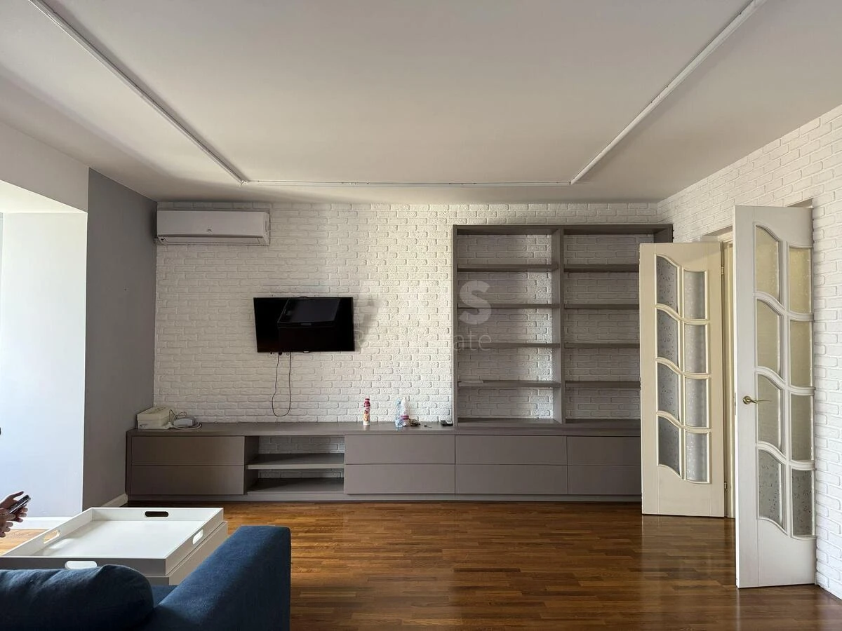 3k apartment vul. Staronavodnyc'ka 4693256