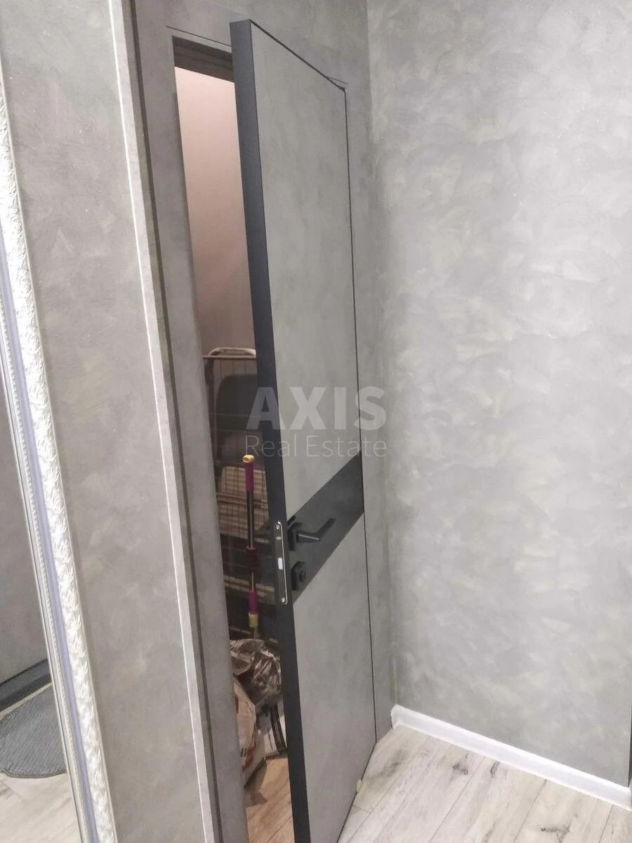 1k apartment pr-t Obolons'kyj 547091020