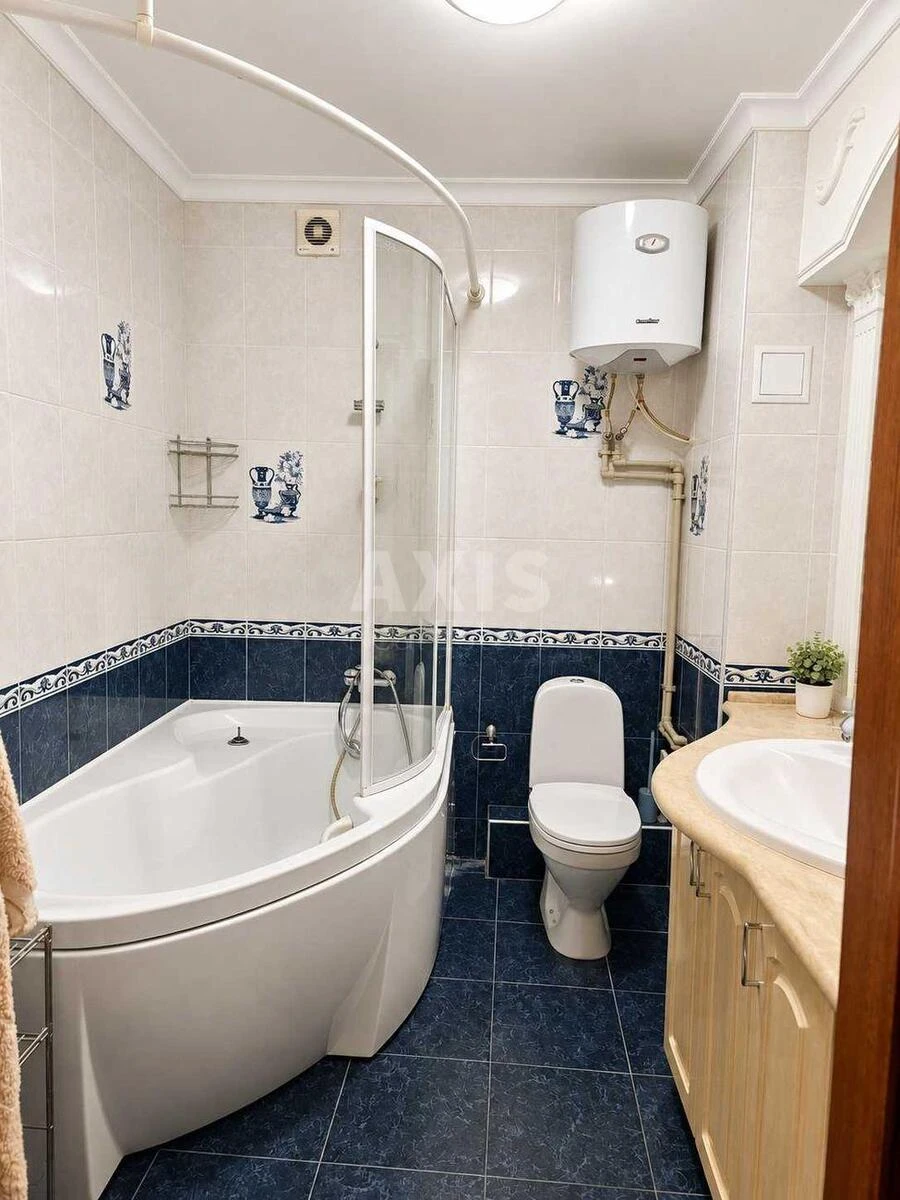2к квартира ул. Голосеевская 13713674
