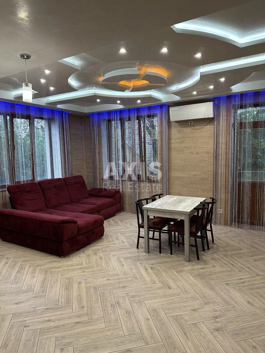 2k apartment vul. Malokytai'vs'ka 49542150