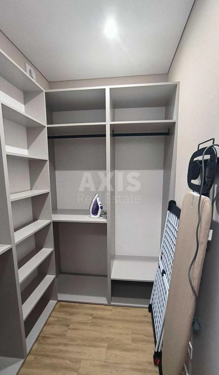 1к квартира ул. Александра Олеся 9А710967