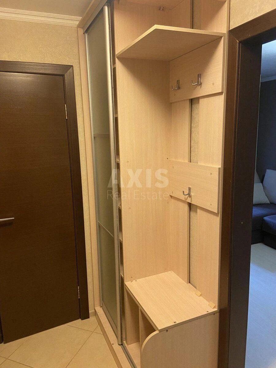1k apartment vul. Syn'oozerna 6А681295