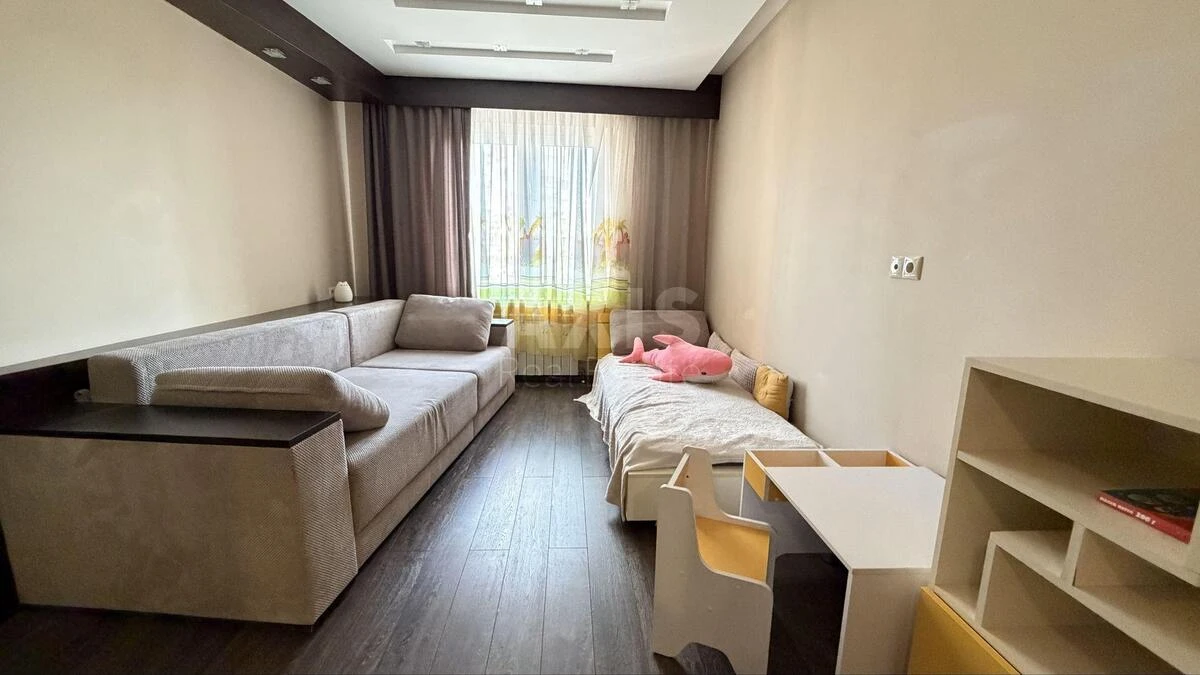 3k apartment vul. Urlivs'ka 20655782