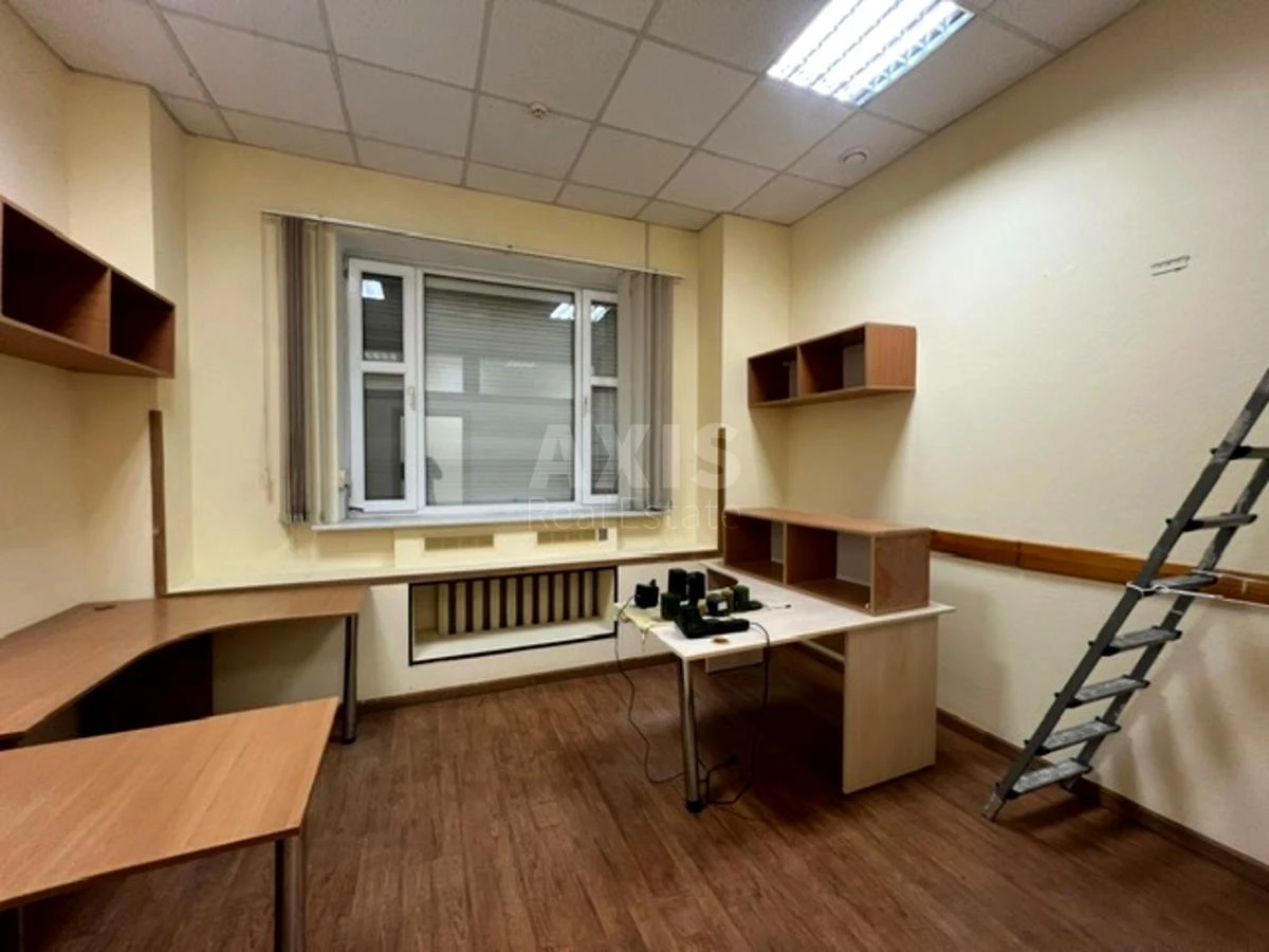 Office vul. Saksagans'kogo 67Б, 1738m2634131