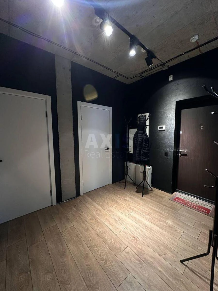 Office vul. Predslavyns'ka 40, 131m26695911