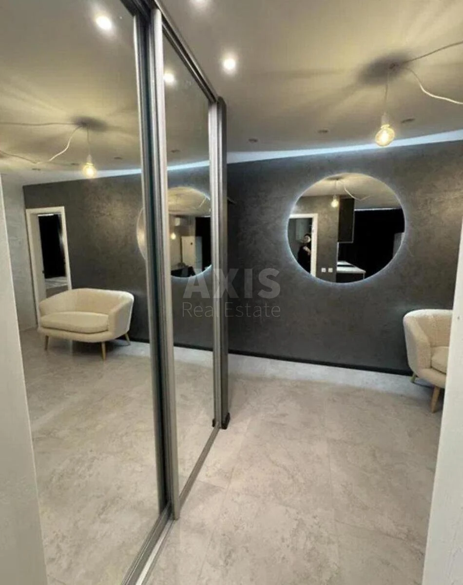 2k apartment vul. Bulahovs'kogo Akademika 1Б6702615