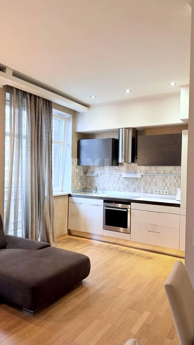 1k apartment vul. Jevgena Konoval'cja 32Б701492