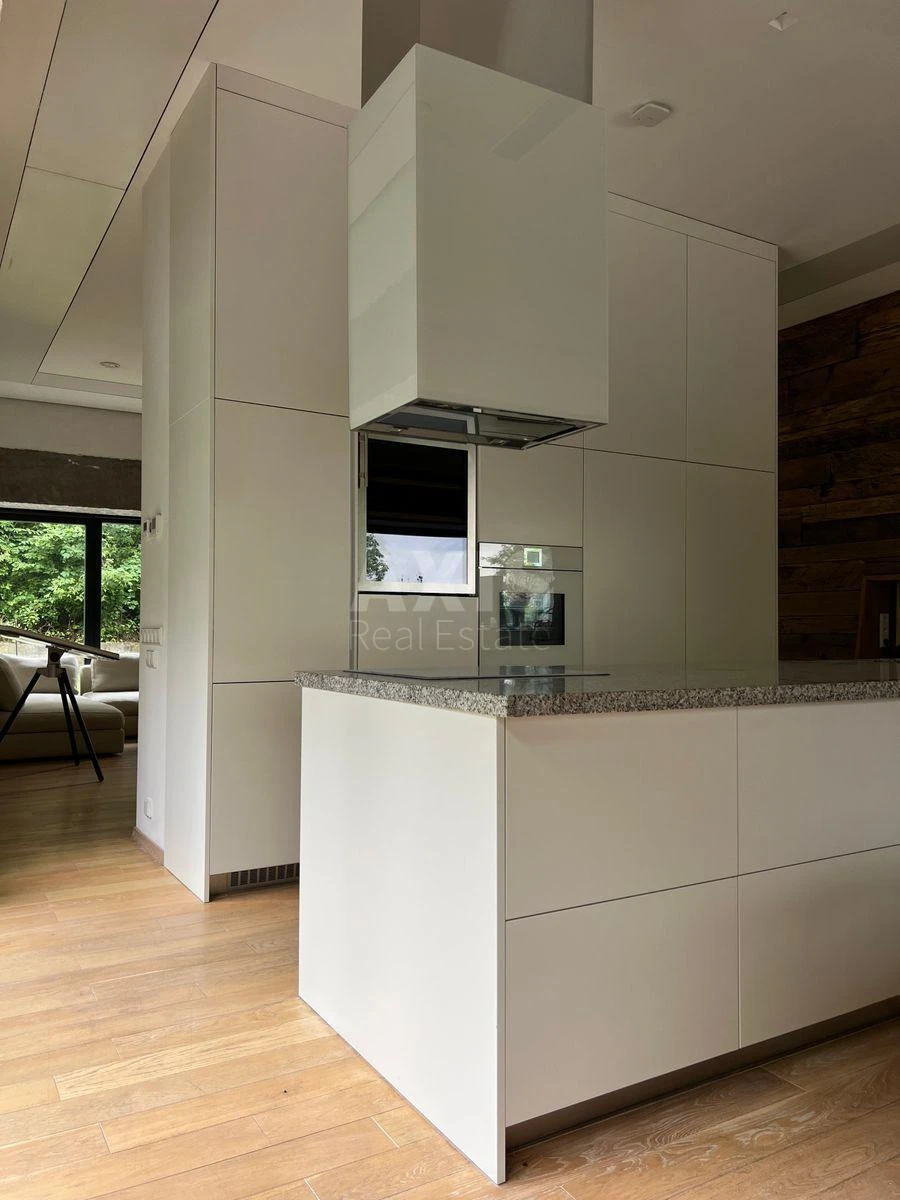 House vul. Nagirna, 320m2, Kyiv city5108710