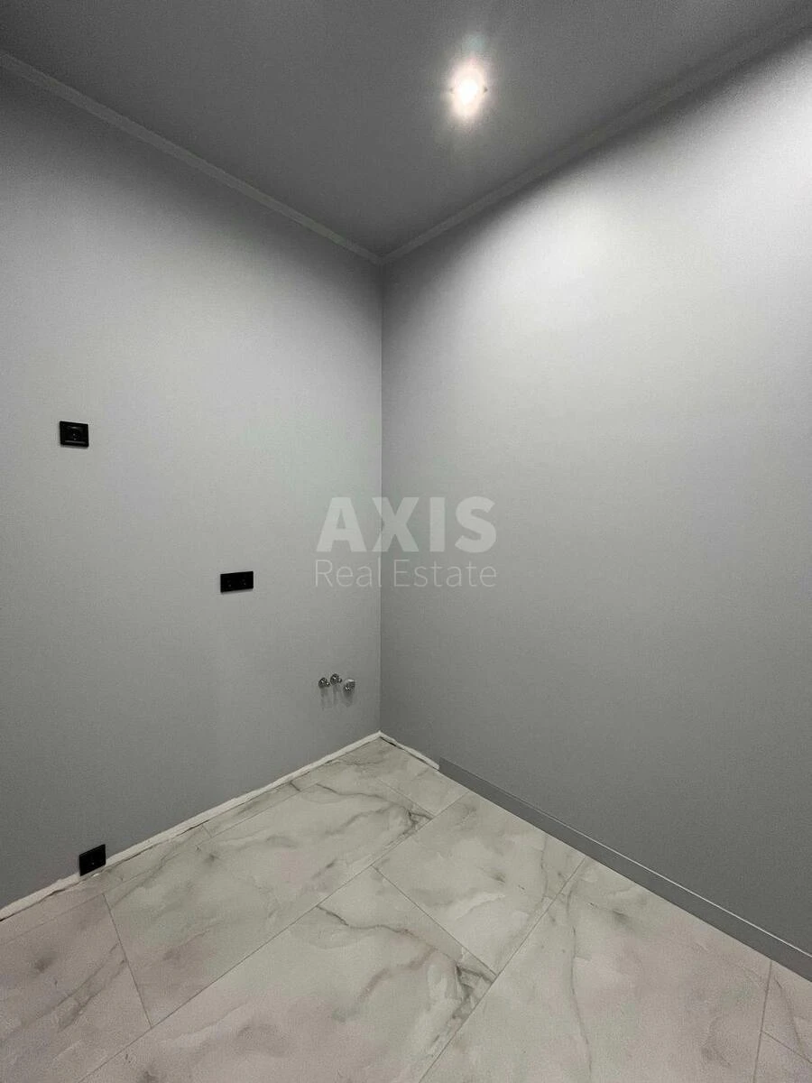 Объект торговли ул. Андрея Верхогляда 14А, 89м26721010