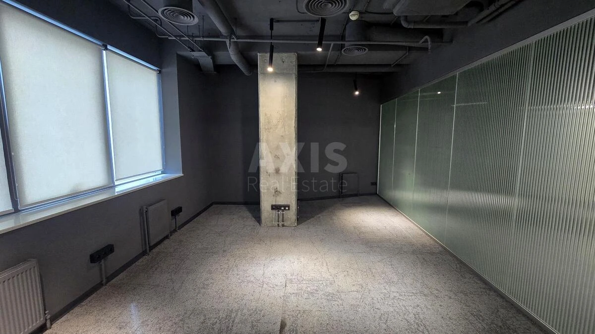 Office vul. Volodymyrs'ka 12В, 710m2704903