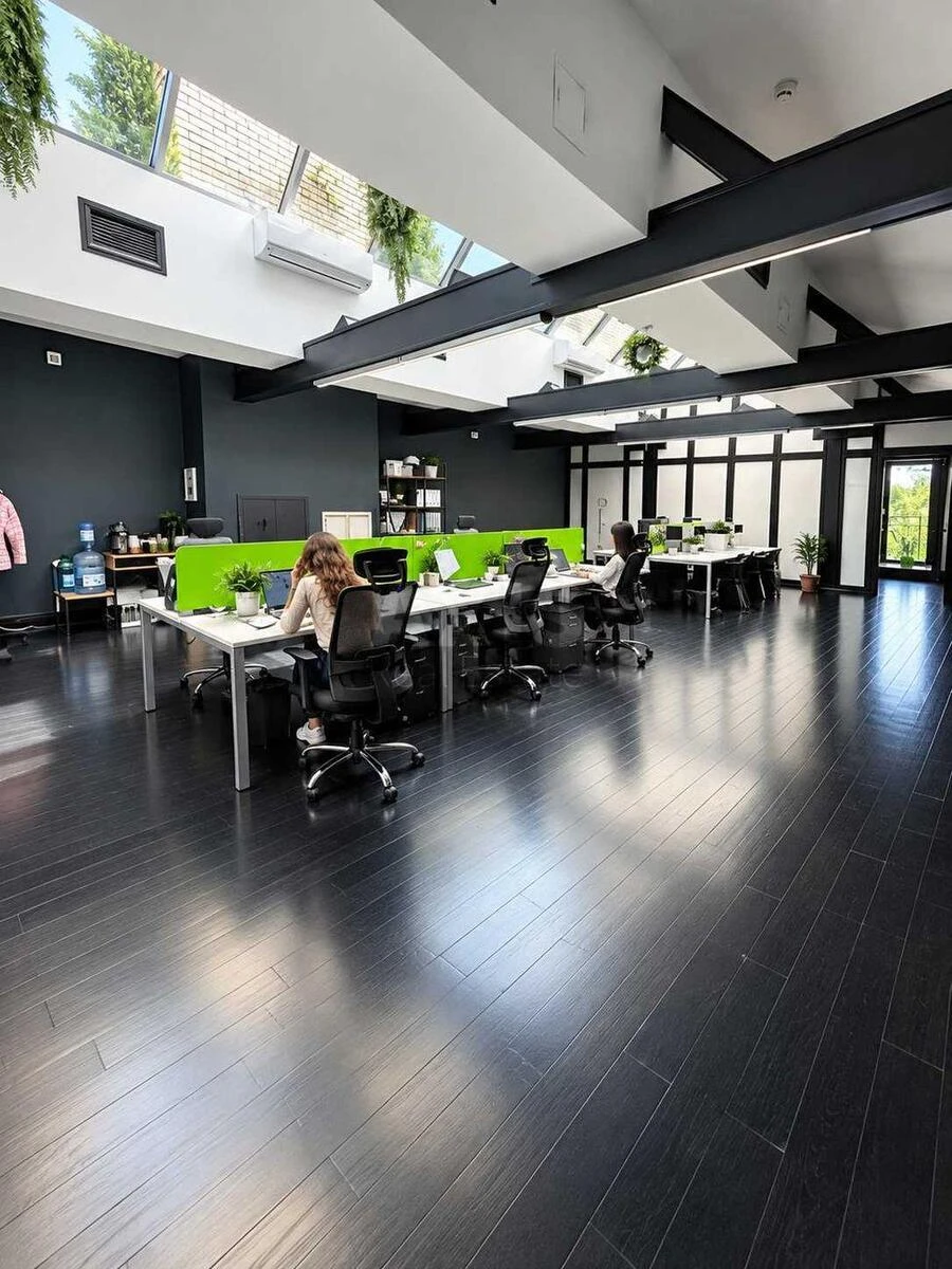 Office vul. Zhyljans'ka 72А, 760m2710241