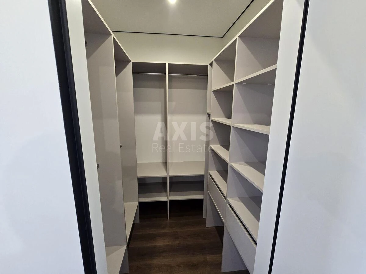 1k apartment vul. Rodyny Kristeriv 16660593