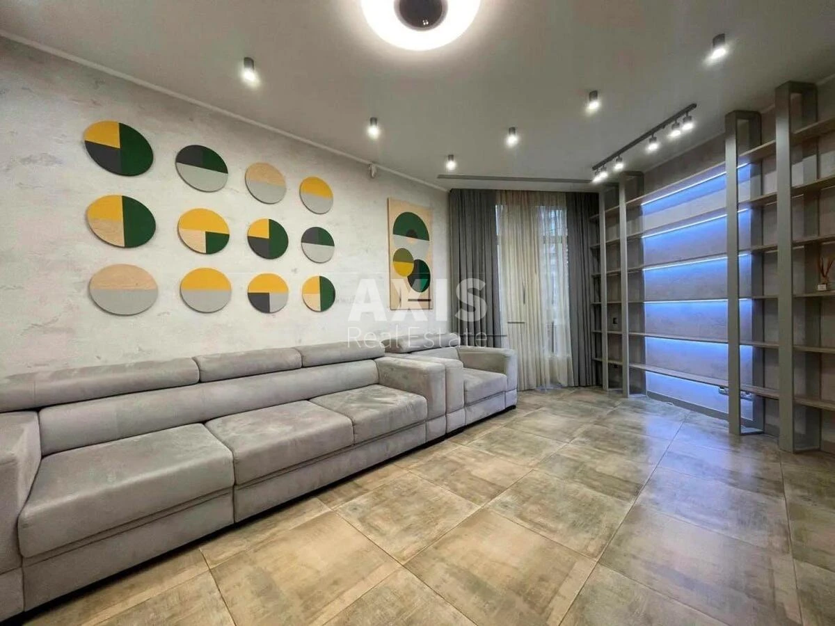 3k apartment vul. Vasylya Tyutyunnyka 52/1604248